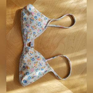 Billabong ditsy bikini top like new